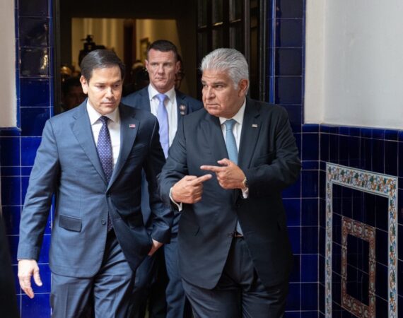 El imperio contraataca: el jefe de la diplomacia estadounidense exigió «cambios inmediatos» en el control del Canal de Panamá