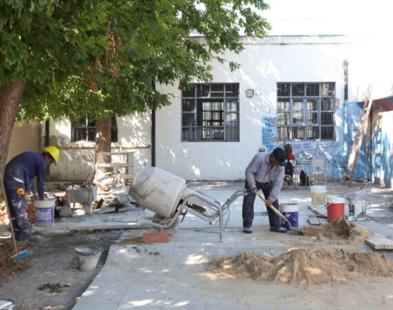 Ciclo Lectivo 2025: Provincia invierte más de 8 mil millones de pesos para obras en 80 escuelas de La Plata