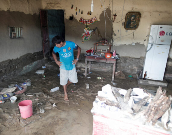 Tragedia en Bahía Blanca: 16 muertos, 100 desaparecidos más de 1400 evacuados y Milei y Pettovello siguen sin aparecer