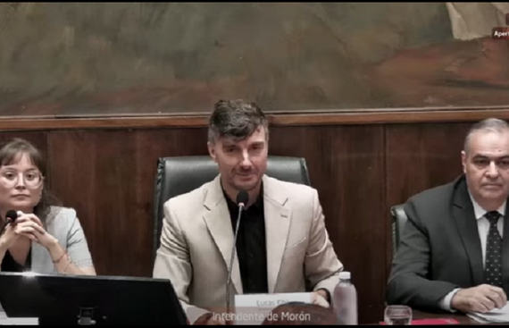 Con presencia de la CGT local, Lucas Ghi encabezó la apertura de Sesiones Ordinarias 2025 del Concejo Deliberante de Morón
