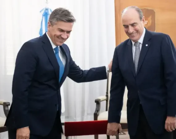 Manejo discrecional del dinero público: tras afirmar que apoya a Milei, el gobernador radical del Chaco recibió por decreto una partida de $120.000 millones