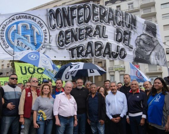 La CGT anunció una nueva marcha contra Milei para el 30 de abril y convocó a los gobernadores peronistas