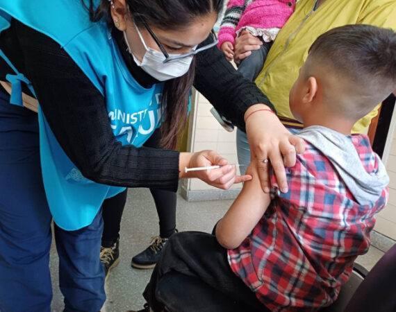 Provincia puso en marcha la campaña de refuerzo de vacunación contra el sarampión