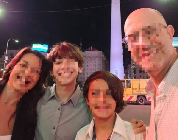 Triple crimen y espanto en Villa Crespo: la principal hipótesis es que la madre mató a sus dos hijos, al marido y se suicidó