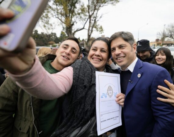 «Sumar fuerzas», el mensaje de la campaña peronista bonaerense : el gobernador Axe Kicillof recorrerá toda la provincia 