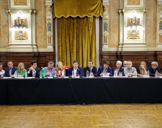 Elecciones bonaerenses: el peronismo unido competirá con el sello «Fuerza Patria» y libertarios y PROcesistas con el nombre «Alianza La Libertad Avanza»