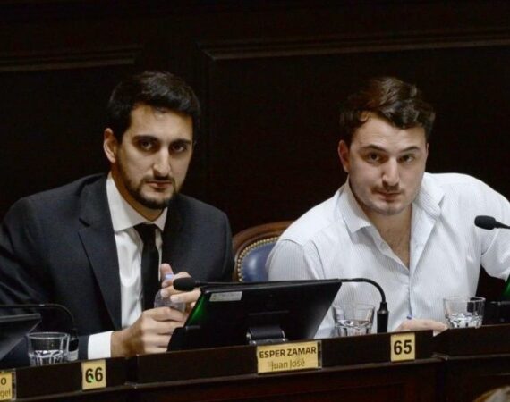 Crisis política en La Libertad Avanza bonaerense: el diputado Juan Esper creó un unibloque y crecen los cuestionamientos a Agustín Romo