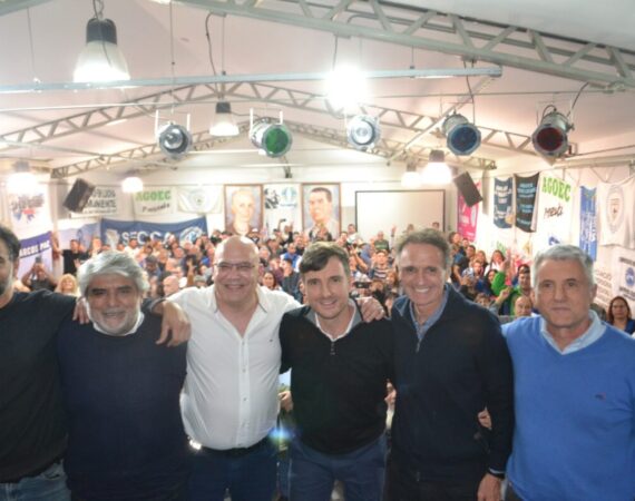 Katopodis, Ghi, Correa y Martínez encabezaron el acto del movimiento obrero en Fuerza Patria Morón