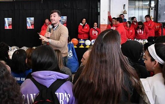 El intendente Lucas Ghi presentó el nuevo Proyecto Municipal de Escuelas Deportivas