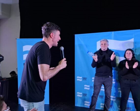 Lucas Ghi revalidó su liderazgo local y toma impulso junto a Axel Kicillof para el 2027