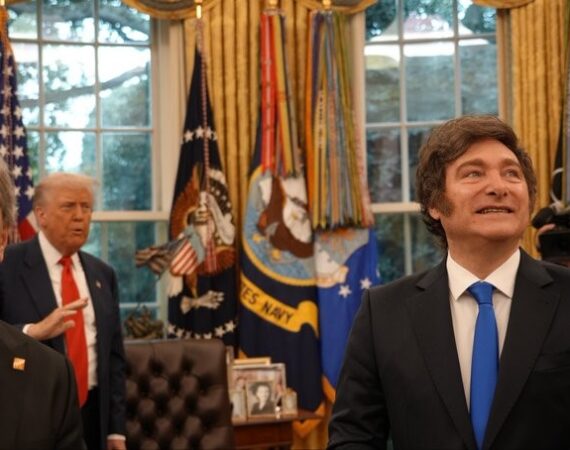 El amigo yanqui de Milei: Trump dijo que “Argentina no tiene dinero ni nada, están luchando para sobrevivir”