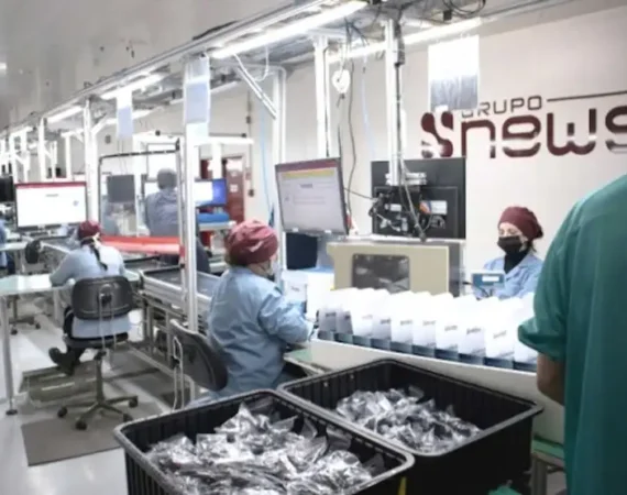 Destrucción de la industria nacional por festival de importaciones y caída de consumo: despidos masivos en Newsam-Siam y DASS al borde de su cierre definitivo