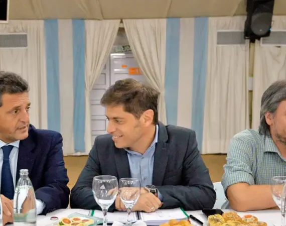 Axel Kicillof, Sergio Massa, gobernadores peronistas y Máximo Kirchner se reunieron para consolidar fuerzas de cara al 2027